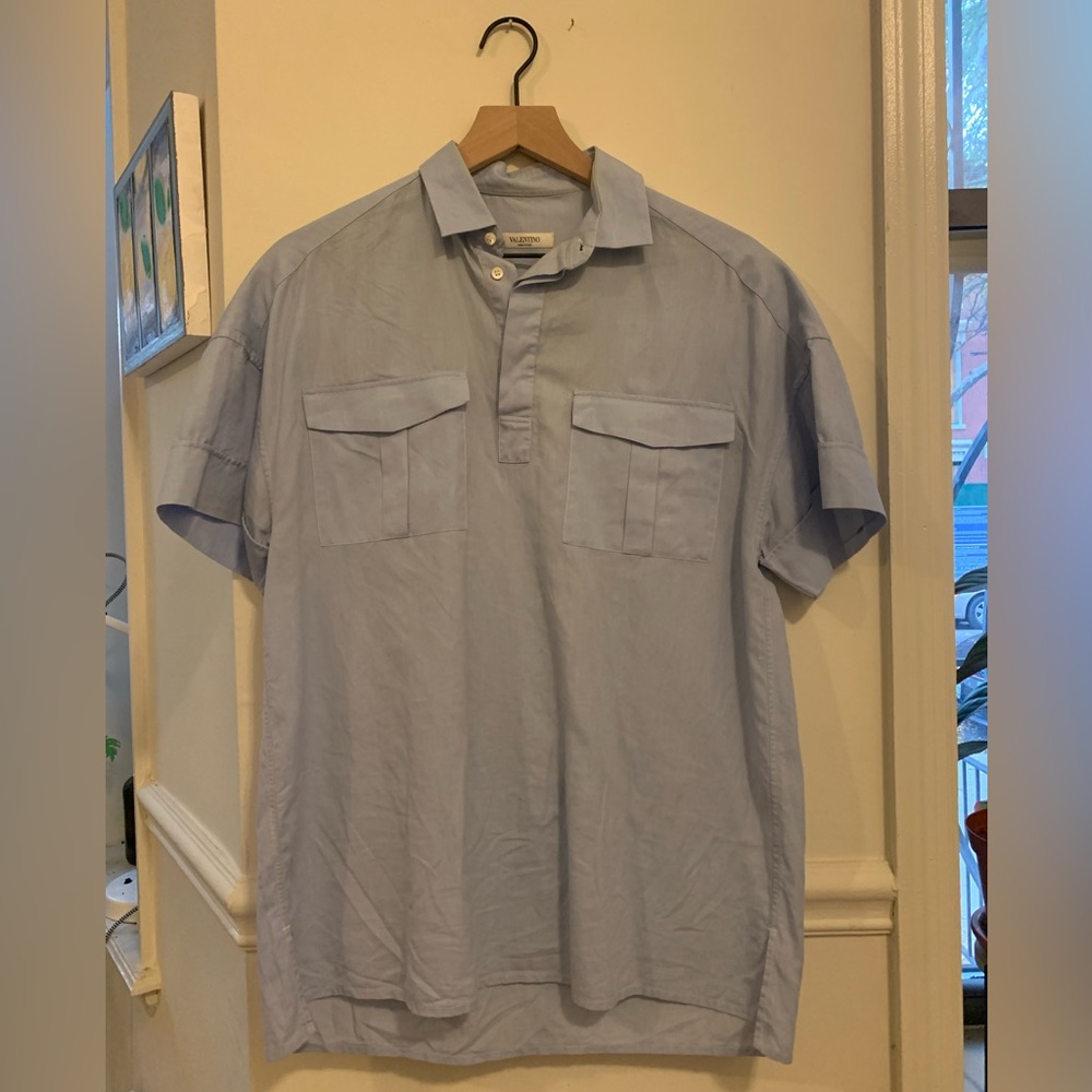 Valentino Mens pale blue short sleeve blouse / shirt. Fits S / M.